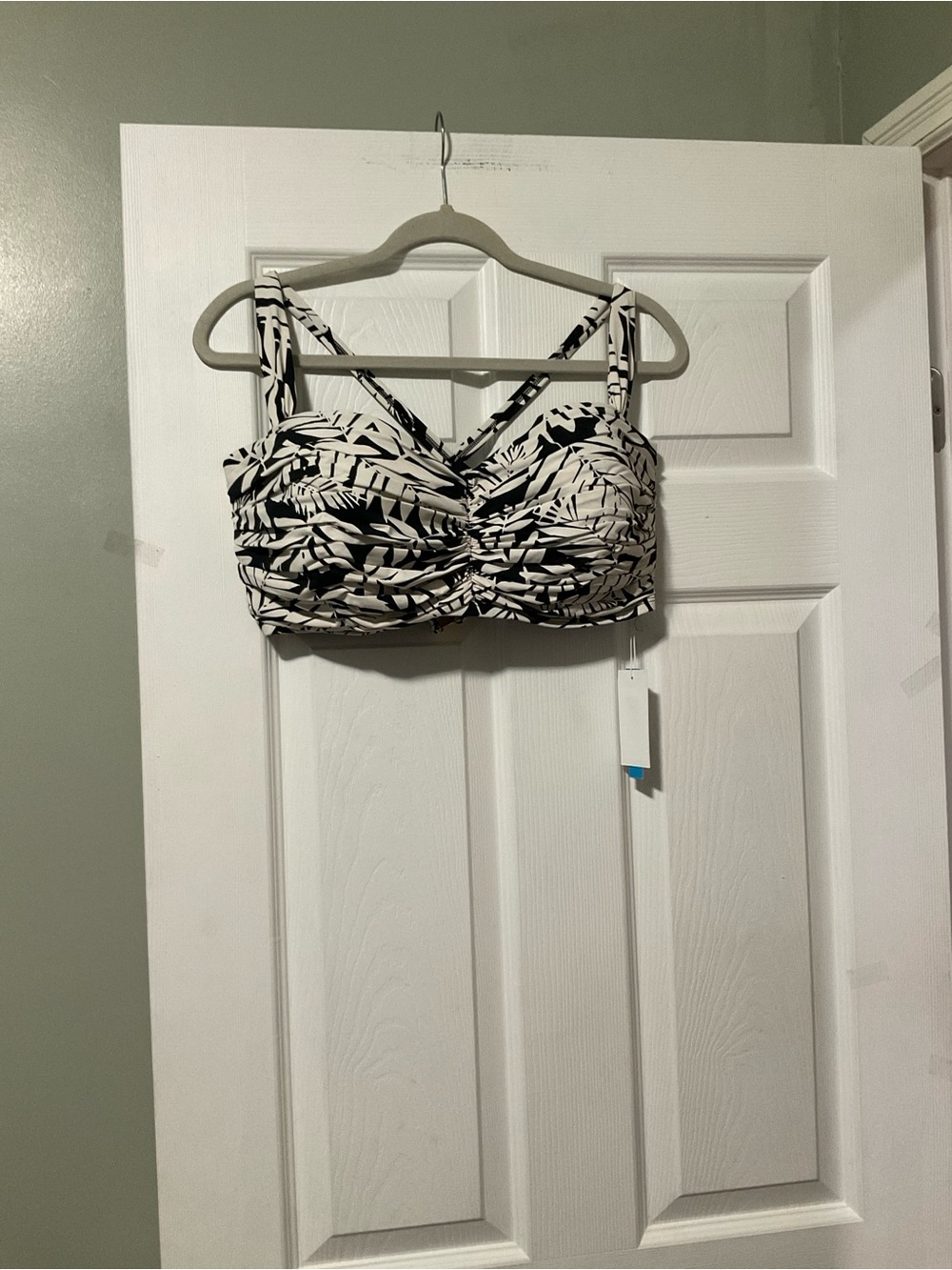 Bleu Rod Beattie Black and White Tropical Print Swim Top
